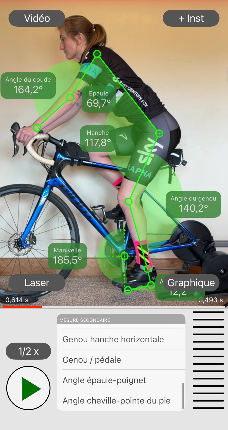 Bike Fast Fit Elite affiche six angles à la fois sur un cycliste suivi, coude, épaule, hanche, genou, position de manivelle et pied, avec la liste des mesures secondaires ouverte en dessous